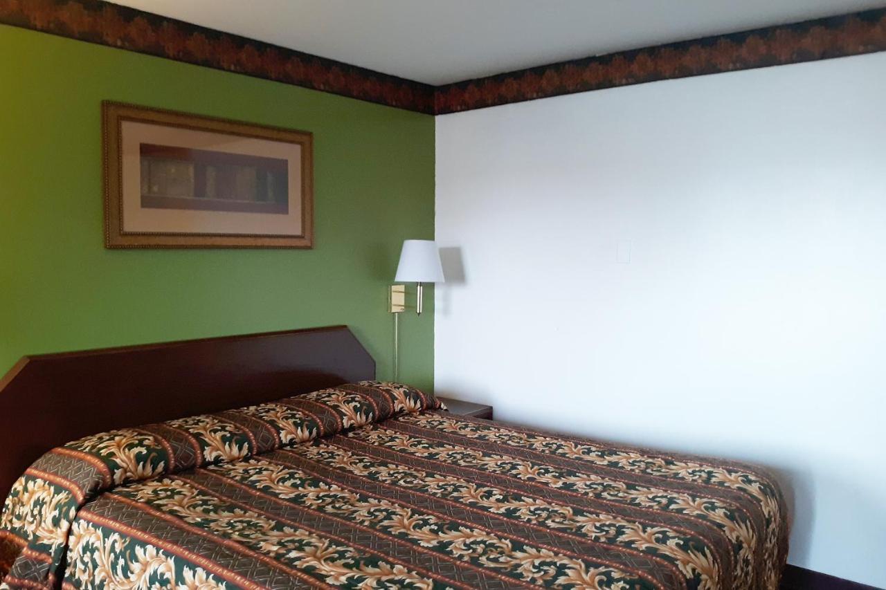 Hotel Oyo Kings At 2*